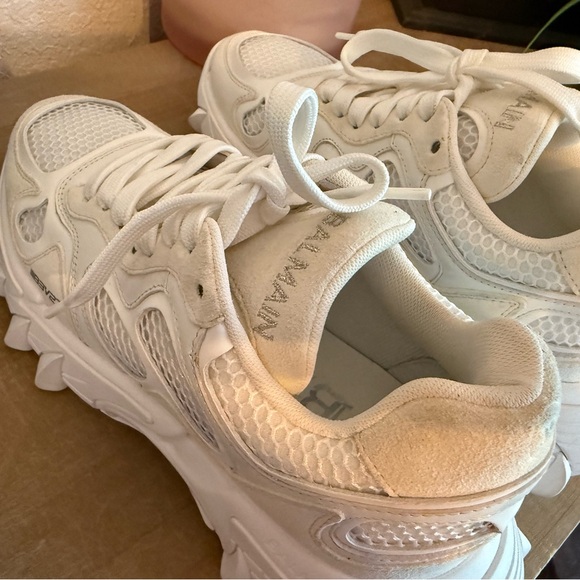 Balmain B-Court (or B27) White/Off-White Low-Top Sneakers — Luxury Streetwear - Picture 5 of 11
